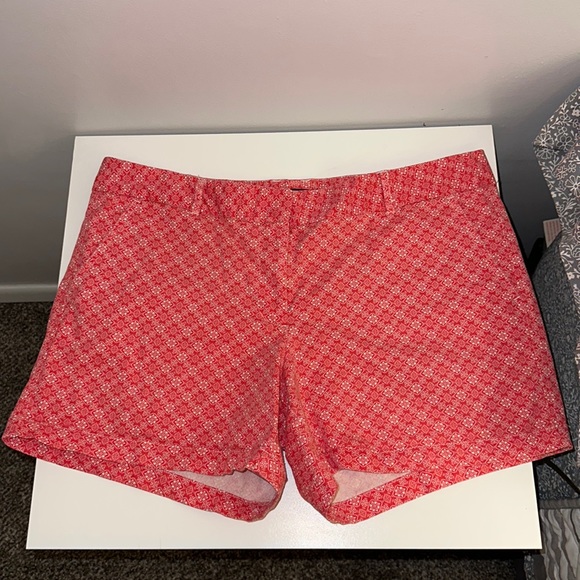 Land 'n Sea Shorts W Pockets - Picture 2 of 8